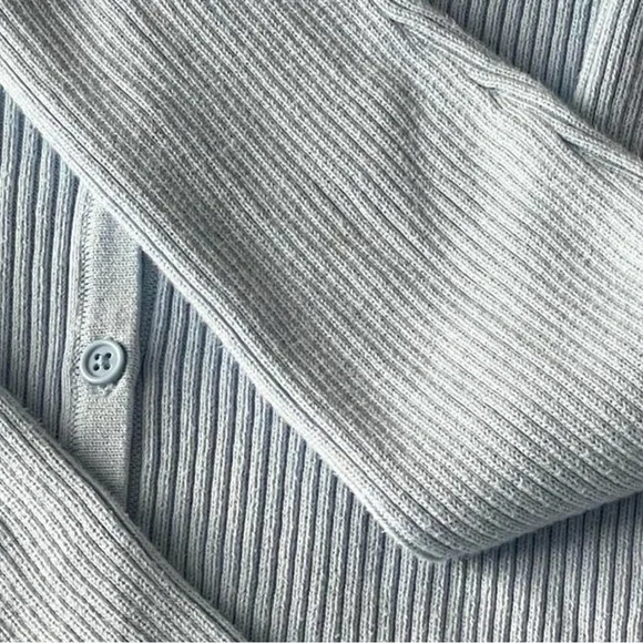 Light Blue Ribbed Cardigan - Picture 4 of 4